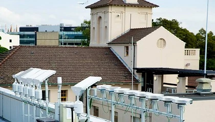 Foto de Una pintura polimérica convierte los tejados en generadores de agua y superficies refrigerantes