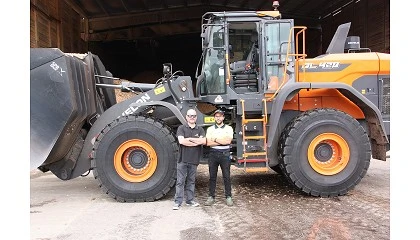 Foto de Potencia, estabilidad y servicio: las claves del xito de Maderas Jos Siz con la Develon DL420-7