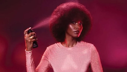 Foto de Aptar Beauty potencia las nuevas brumas corporales y capilares de Kayali