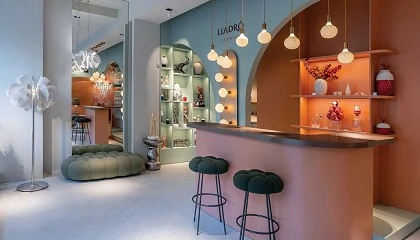 Foto de Roche Bobois amuebla el nuevo showroom de Lladr en Barcelona