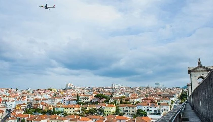 Foto de Com janelas eficientes o rudo fica do lado de fora