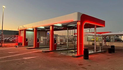 Foto de Ripoll renace en Sedaví con la última tecnología de ISTOBAL