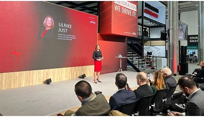 Foto de Linde presenta su nueva carretilla automatizada durante su Automation Summit
