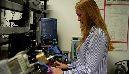 Foto de La UPV impulsa una arquitectura fotnica para reforzar la ciberseguridad mediante tecnologas cunticas
