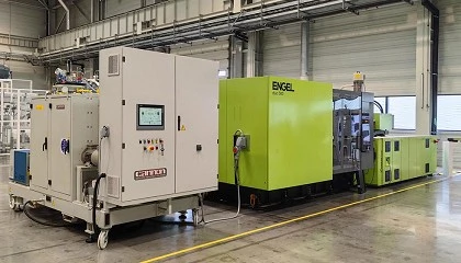 Foto de Cannon impulsa la produccin de componentes exteriores de automocin con revestimiento PUR en molde