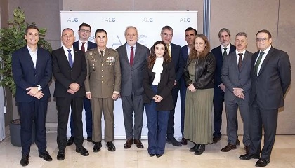 Foto de Las consultoras prevn un aumento cercano al 30% en los ingresos procedentes de defensa y ciberseguridad en 2025