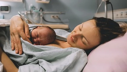 Foto de La natalidad en España cayó un 0,8% en 2024