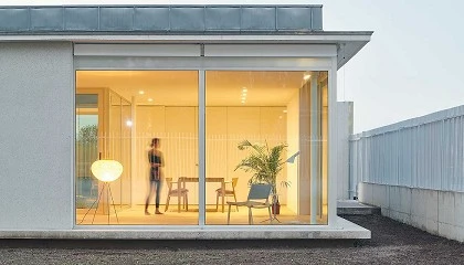 Foto de Itesal Ventanas sorprende con su nueva IT-81-NG con poliamidas Low Lambda recicladas