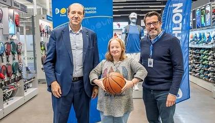 Foto de Decathlon y Down Espaa unen fuerzas para impulsar el empleo inclusivo