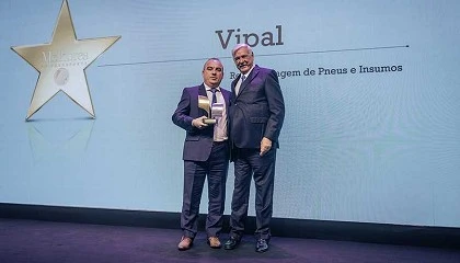 Foto de Vipal Cauchos recibe el Premio Mayores & Mejores del Transporte 2025 en la categora de renovado de neumticos