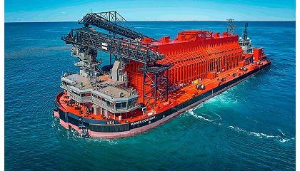 Foto de Propulsores y control inteligente: clave en la operación de transbordo del mineral de hierro en Onslow Iron