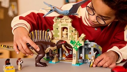 Foto de Lego presenta los mejores sets para regalar esta Navidad