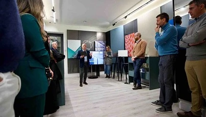 Foto de Rehau Interior Solutions y Hfele exploran nuevas convergencias entre luz y superficies en un encuentro tcnico en Madrid