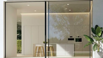 Foto de Exlabesa Architecture innova en la apertura de espacios gracias a la versi�n motorizada de la CRS-140