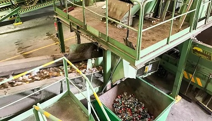 Foto de El complejo medioambiental de Loeches recibirá 2,7 millones de euros para mejorar el tratamiento de residuos