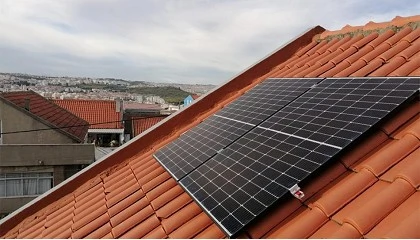 Foto de Energia limpa ao alcance de todos: fam�lias da �rea metropolitana do Porto v�o receber pain�is solares gratuitos