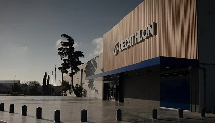 Foto de Decathlon renueva la imagen de su ic�nica tienda en Alcorc�n
