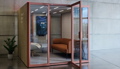 Foto de Actiu y el Laboratorio de Neuroarquitectura de la UPV demuestran cient�ficamente el impacto restaurativo de las cabinas ac�sticas Qyos en el entorno laboral