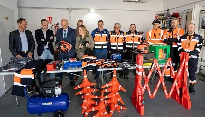 Foto de El Gobierno c�ntabro destina 304.000 euros en ayudas a la adquisici�n de material y vestuario de polic�as locales y voluntarios de protecci�n civil