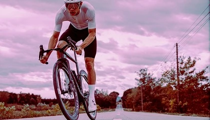 Foto de Factor lanza la ONE, la bicicleta de carretera UCI m�s r�pida del mundo