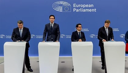 Foto de Bruselas abre la puerta comercializar veh�culos con motor de combusti�n interna a partir de 2035