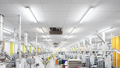 Foto de Saint Gobain Ecophon mejora la acústica de una planta industrial para garantizar el bienestar de sus trabajadores