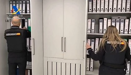 Foto de La Agencia Tributaria desmantela una �macrotrama� de fraude de IVA en el sector de hidrocarburos