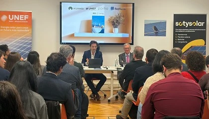 Foto de El autoconsumo en Espa�a entra en su fase adulta: �motor de industrializaci�n, de transformaci�n y democratizaci�n de la energ�a�