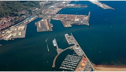 Foto de Berg� renueva el Convenio de Buenas Pr�cticas Ambientales en el Puerto de Bilbao
