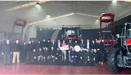 Foto de Centro Tractor celebr� el centenar de tractores Massey Ferguson vendidos en 2025