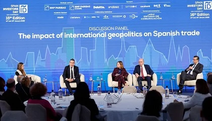 Foto de El tejido productivo espa�ol tiene capacidad para adaptarse, innovar y mantener su atractivo en un entorno internacional