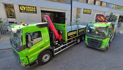 Foto de Transportes Junfe adquiere dos nuevos equipos Palfinger