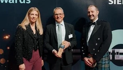 Foto de Schaeffler gana el Siemens Mobility Supplier Award 2025 gracias a los rodamientos para los trenes de alta velocidad