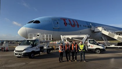 Foto de Multitel UK suministra 18 plataformas a�reas a TUI Airlines para nueve aeropuertos del Reino Unido