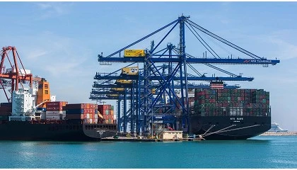 Foto de Valenciaport creci� en 2025 un 3,4% en el tr�fico de contenedores