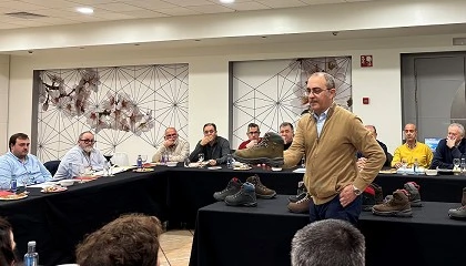 Foto de Chiruca presenta sus novedades 26/27 en su convenci�n comercial anual