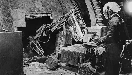 Foto de De la fundici�n sueca al cielo del Windsor: 50 a�os sacando al operario del peligro