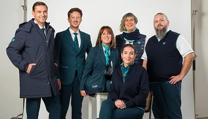 Foto de South renueva su uniformidad de la mano de Etiem