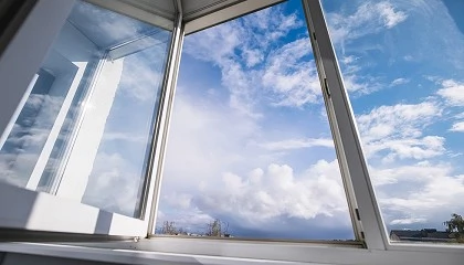 Foto de Porto abre concurso para coloca��o de vidros em edif�cios e infraestruturas p�blicas