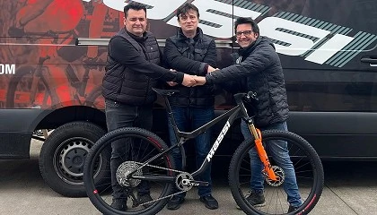 Foto de TBell�s contar� con las bicis Massi para su nueva etapa