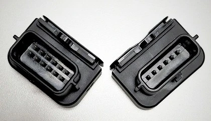 Foto de Rauschert estandariza su producci�n con robots lineales de Wittmann para ganar flexibilidad