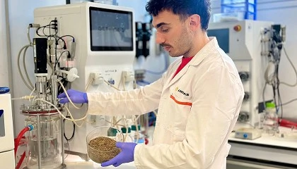 Foto de El proyecto BIOVALSA impulsa la producci�n de biopl�sticos a partir de residuos agr�colas