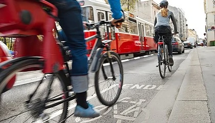 Foto de El Tribunal de Cuentas Europeo alerta de la falta de impulso para reducir el uso del veh�culo particular entre los viajeros pendulares