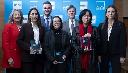 Foto de La C�tedra Aquae premia las mejores investigaciones universitarias en econom�a del agua de 2025