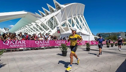 Foto de El IRONMAN 70.3 Valencia genera 4,8 millones de euros en gasto tur�stico en su edici�n de 2025