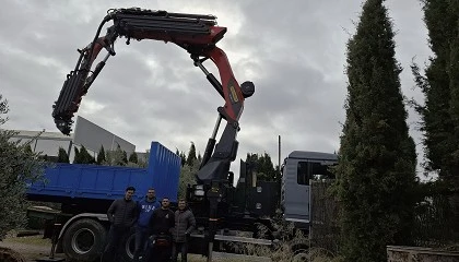 Foto de La gr�a Palfinger PK 480 TEC aterriza en Baleares de la mano de Transportes Franzar