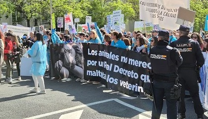 Foto de Aplazada a la primera semana de marzo la manifestaci�n de los veterinarios en Madrid