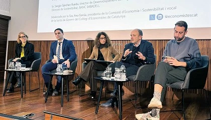 Foto de Ercros destaca la adaptaci�n clim�tica como factor clave para la competitidad de la industria qu�mica