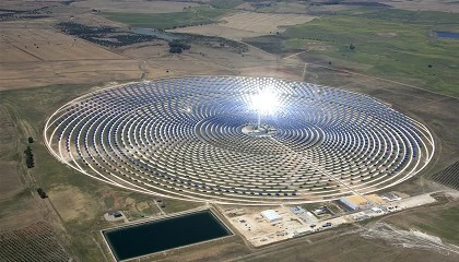 Foto de La termosolar gener� 3.691 GWh en 2025 y registr� un 32% de producci�n nocturna