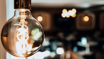 Foto de El Gobierno aprueba un Reglamento que reorganiza la comercializaci�n el�ctrica y refuerza las garant�as del consumidor